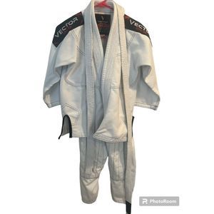 Vector Sports Brazilian BJJ Gi Jiu Jitsu Gi for Child Size K3 includes rashguard